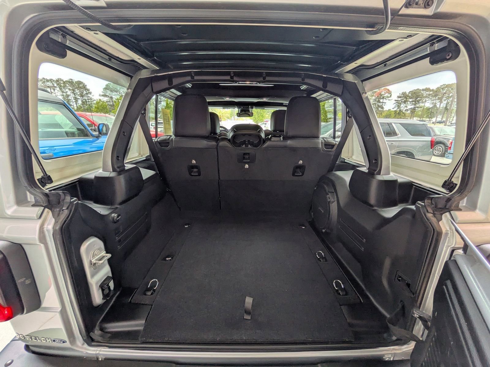 Used 2024 Jeep Wrangler Unlimited Rubicon image 7