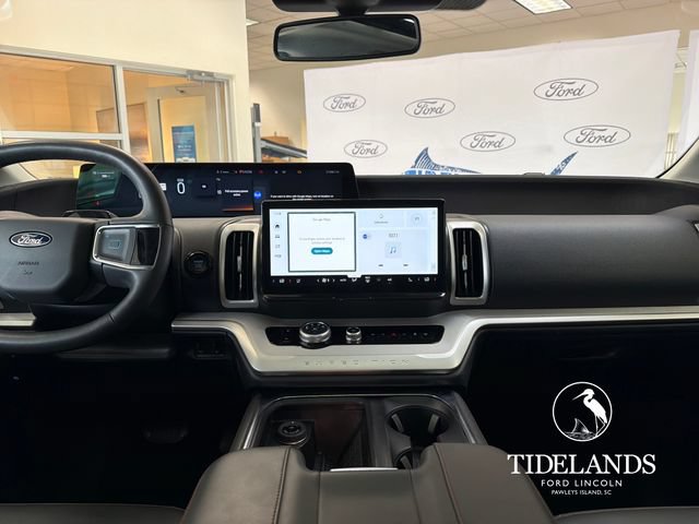 Certified 2025 Ford Expedition Active RWD image 24