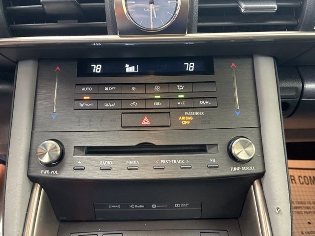 Used 2020 Lexus IS 350 F Sport w/ Blackline Edition AWD/4WD image 10