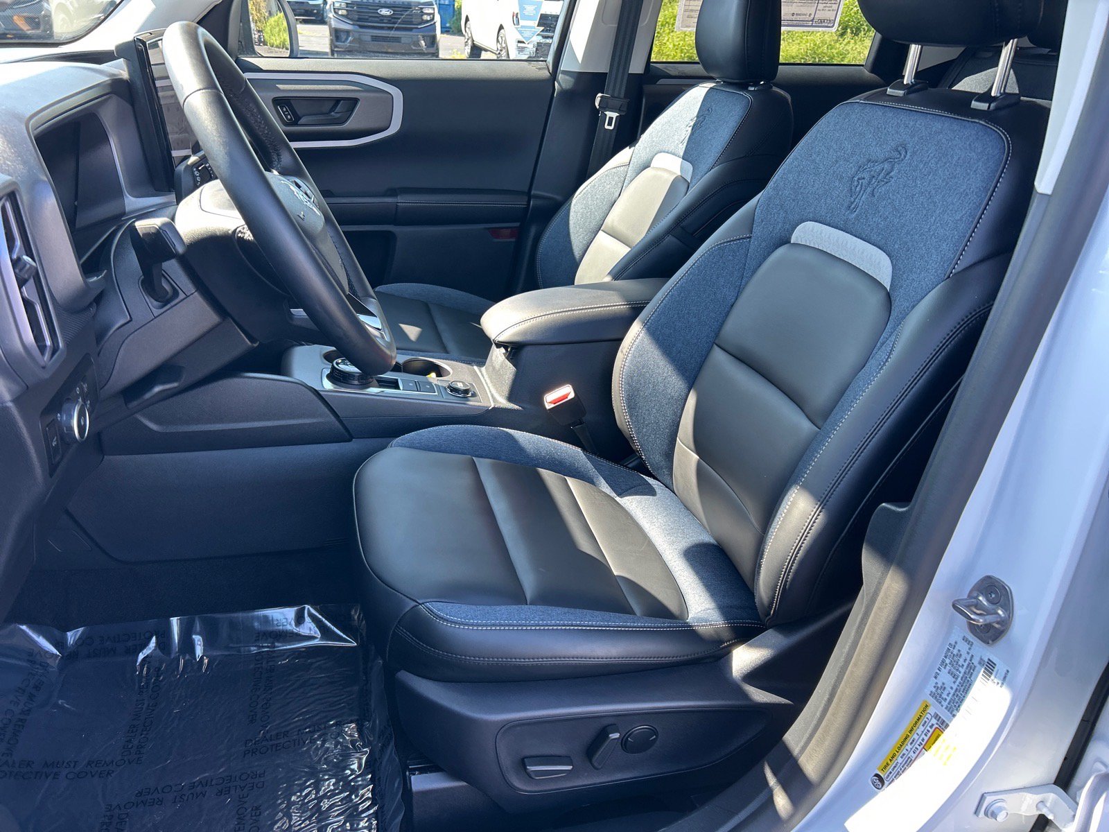 Certified 2025 Ford Bronco Sport Outer Banks w/ Outer Banks Tech Package+ AWD/4WD image 7