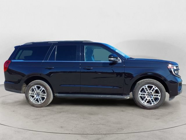 Certified 2025 Ford Expedition Active AWD/4WD image 4