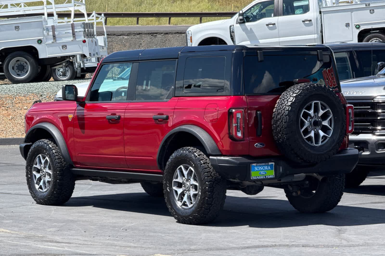 Certified 2025 Ford Bronco Badlands AWD/4WD image 6