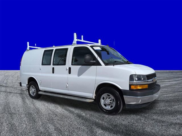 Used 2021 Chevrolet Express 2500 w/ Driver Convenience Package RWD image 2