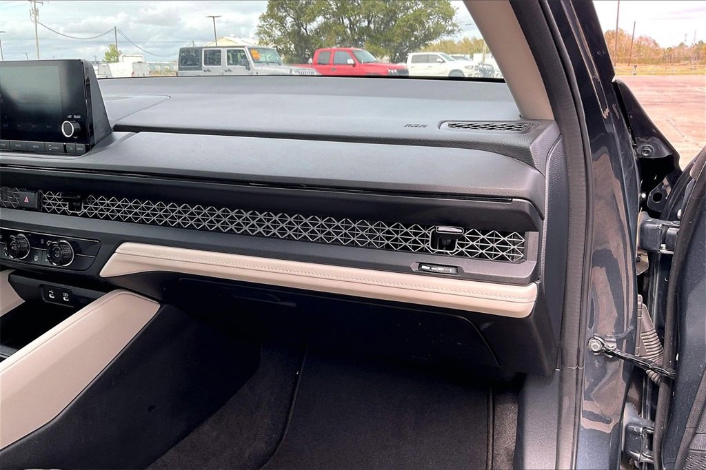 Used 2023 Honda Accord LX image 23