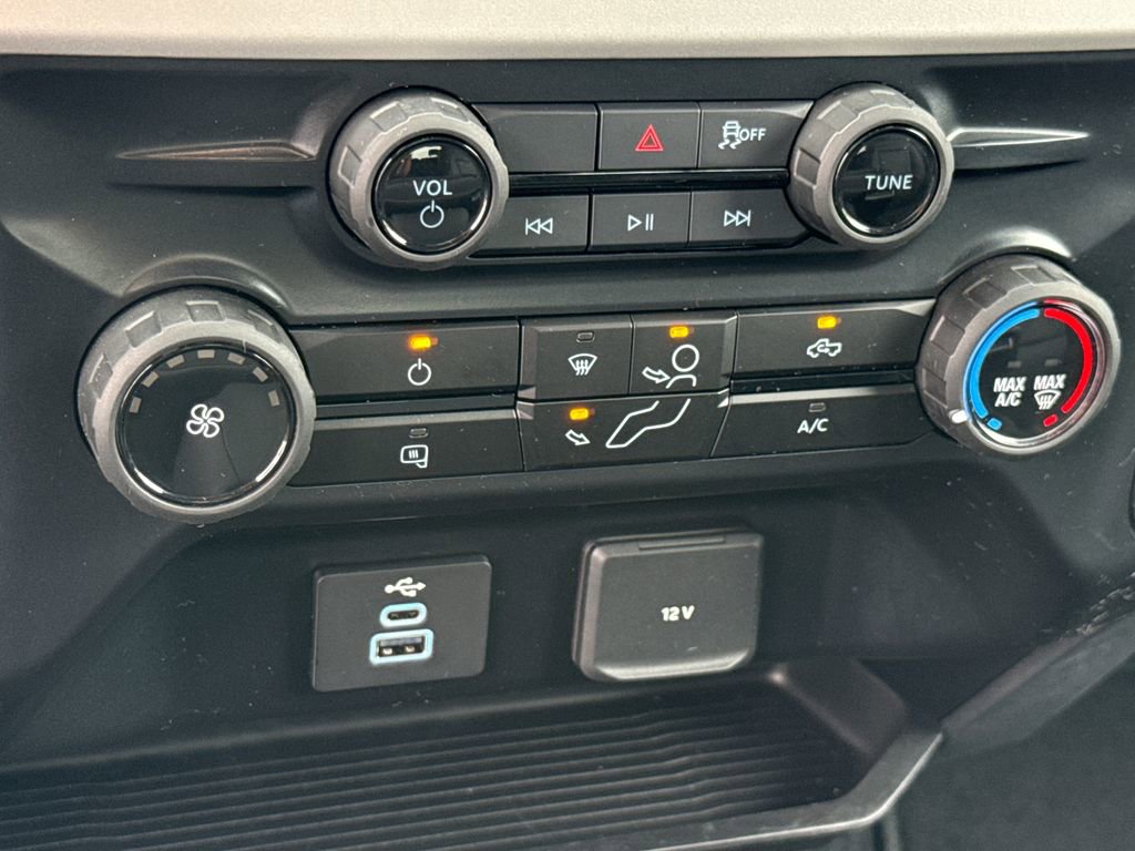 Certified 2025 Ford F250 XLT w/ Tremor Off-Road Package image 21