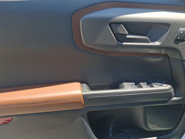 Certified 2025 Ford Bronco Sport Outer Banks w/ Outer Banks Tech Package+ AWD/4WD image 12