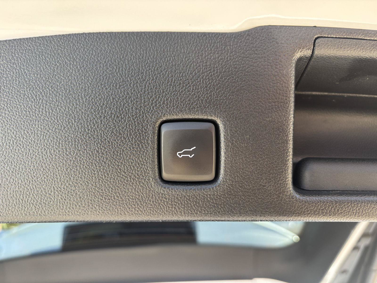 Certified 2023 Ford Escape ST-Line w/ Equipment Group 301A FWD image 41