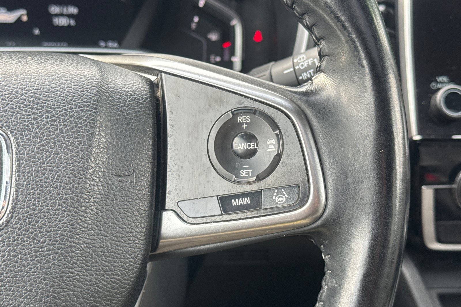 Used 2018 Honda CR-V Touring image 23