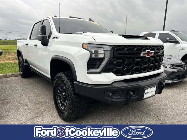 Used 2025 Chevrolet Silverado 2500 ZR2 w/ ZR2 Bison Edition AWD/4WD image 2
