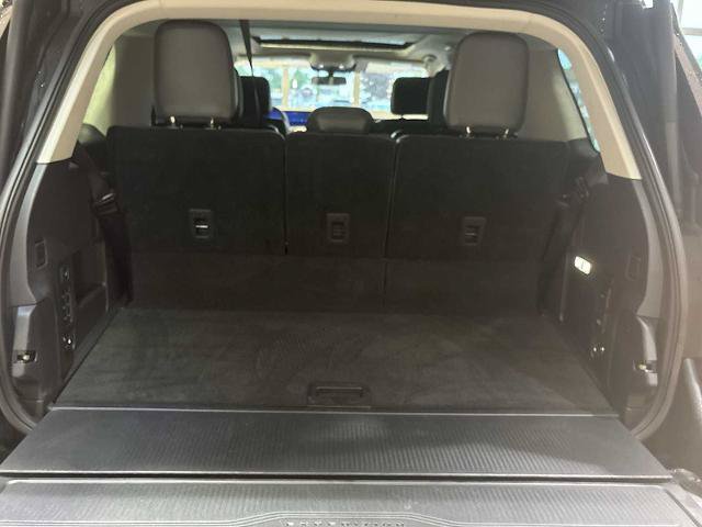 Certified 2025 Ford Expedition Active AWD/4WD image 25