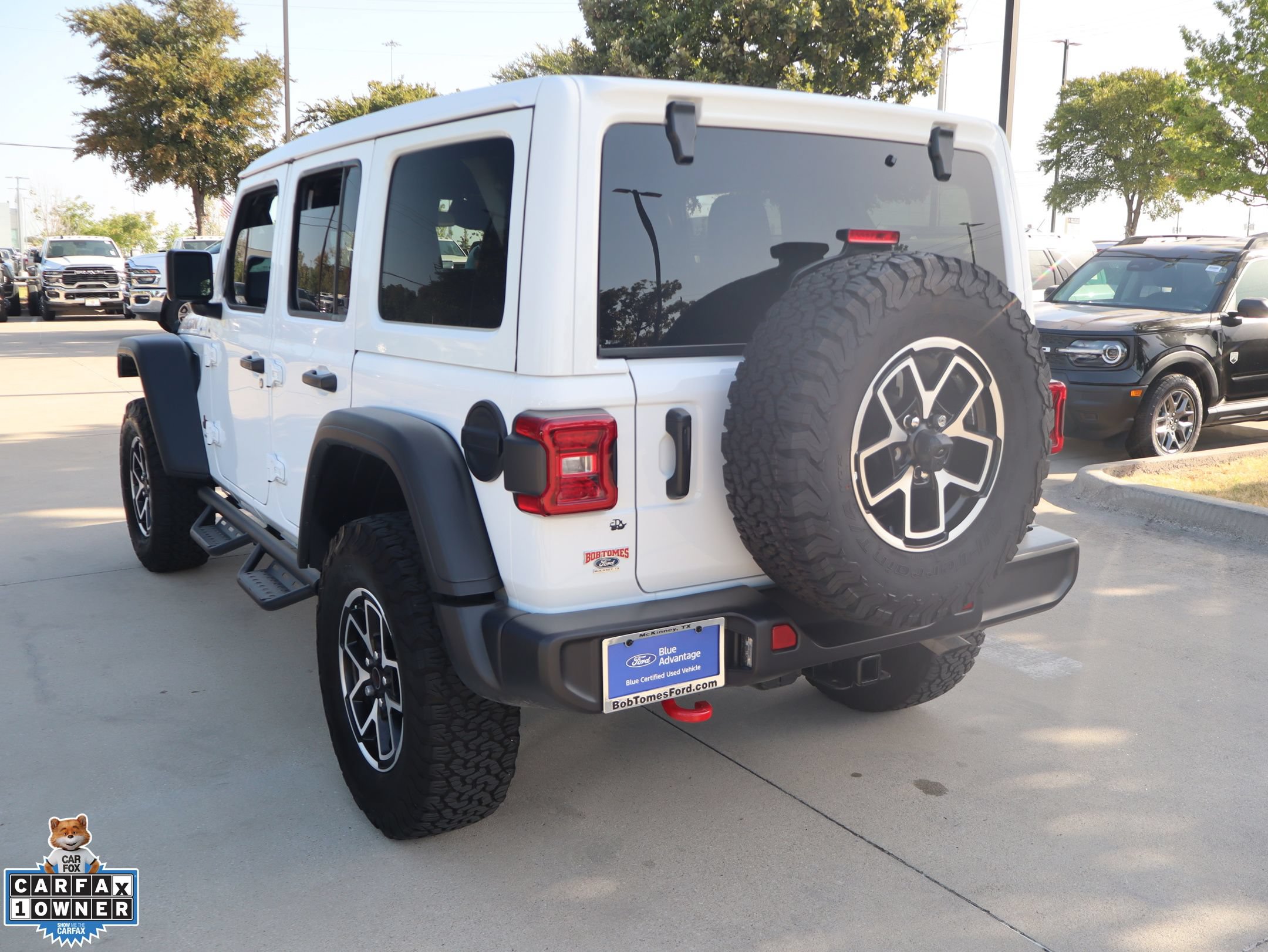 Used 2024 Jeep Wrangler Unlimited Rubicon w/ Convenience Group AWD/4WD image 6