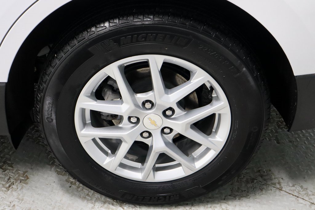 Used 2024 Chevrolet Equinox LS w/ LS Convenience Package image 18