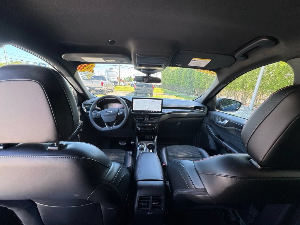 Certified 2023 Ford Escape ST-Line w/ Tech Pack #1 AWD/4WD image 13
