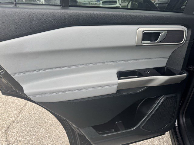 Certified 2023 Ford Explorer XLT w/ Equipment Group 202A image 24