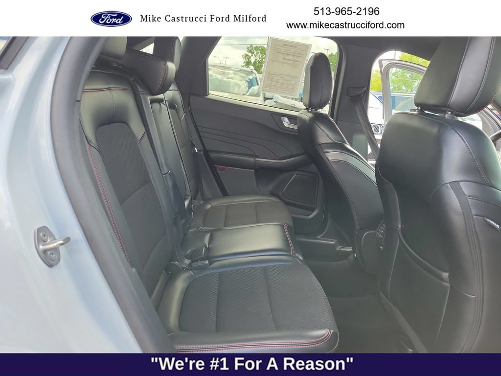 Certified 2025 Ford Escape ST-Line FWD image 30
