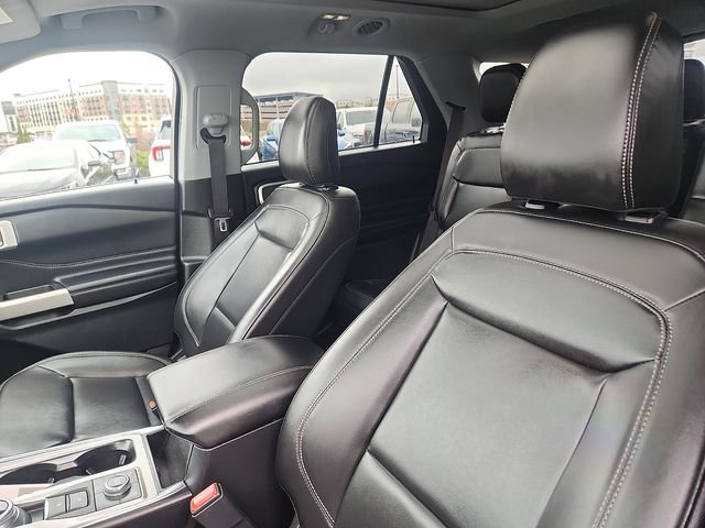 Certified 2023 Ford Explorer XLT w/ Equipment Group 202A image 22