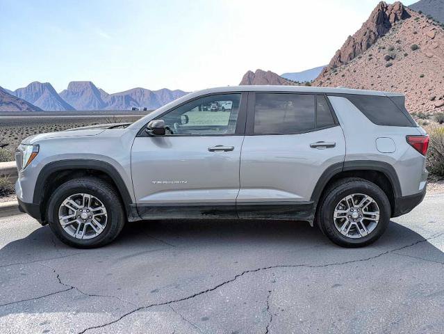 Used 2026 GMC Terrain Elevation AWD/4WD image 3