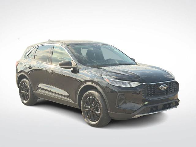 Certified 2024 Ford Escape Active w/ Tech Pack #1 AWD/4WD image 2