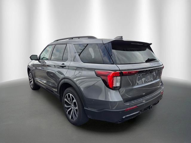 Certified 2025 Ford Explorer ST-Line AWD/4WD image 6