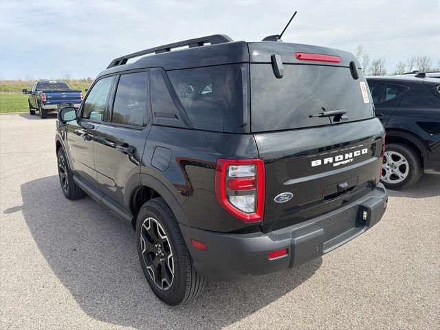 Certified 2025 Ford Bronco Sport Outer Banks w/ Outer Banks Tech Package+ AWD/4WD image 10