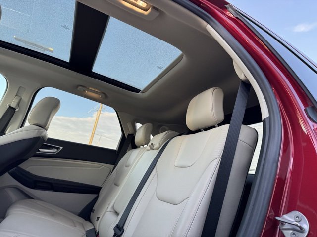 Certified 2021 Ford Edge Titanium w/ Equipment Group 301A image 17