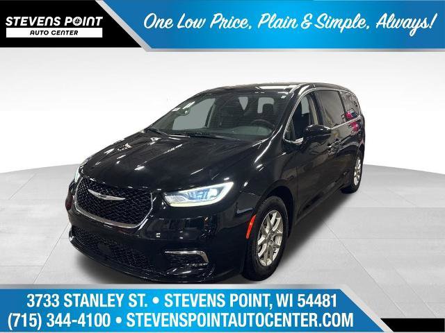 Used 2024 Chrysler Pacifica Touring-L