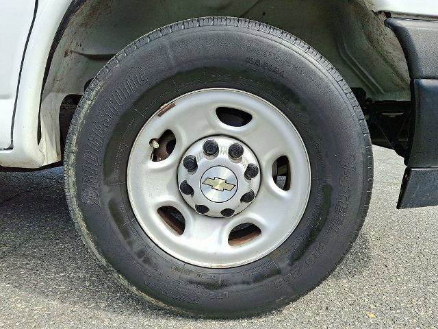 Used 2021 Chevrolet Express 2500 w/ Communications Package RWD image 8