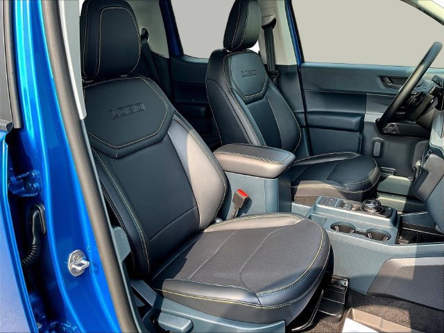 Certified 2025 Ford Maverick Lobo AWD/4WD image 29