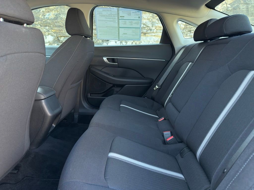 Used 2023 Hyundai Sonata SEL image 11