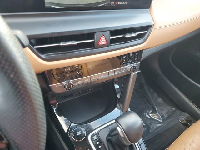 Used 2024 Kia Seltos SX w/ SX Sunroof Package image 28