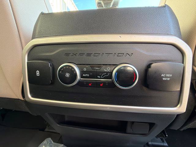 Certified 2024 Ford Expedition Limited AWD/4WD image 11
