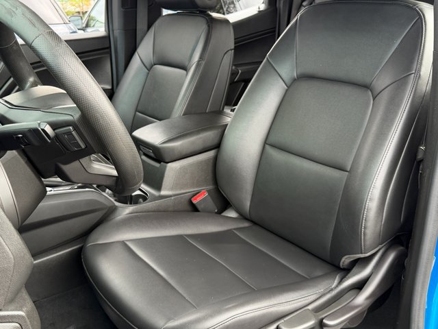Used 2023 Chevrolet Colorado Trail Boss AWD/4WD image 9