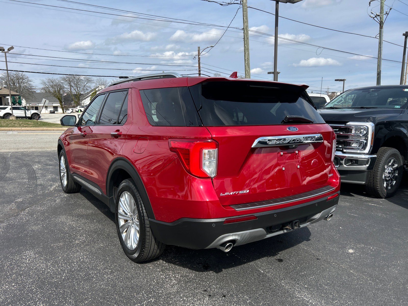 Certified 2020 Ford Explorer Limited w/ Class III Trailer Tow Package image 14