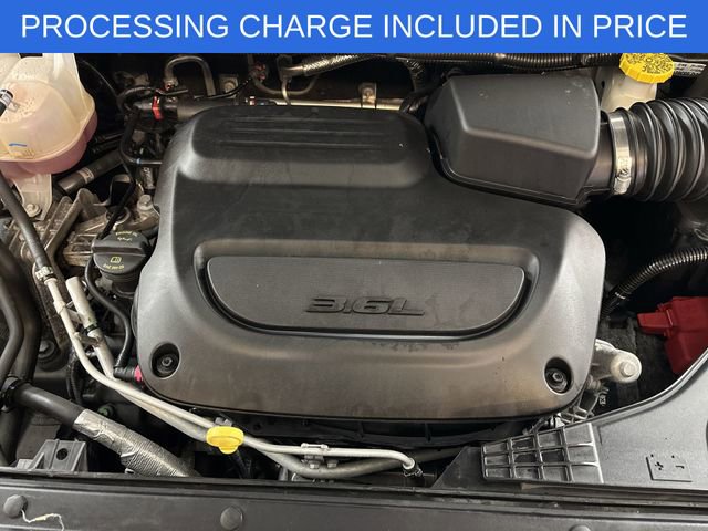 Used 2023 Chrysler Pacifica Touring-L FWD image 16