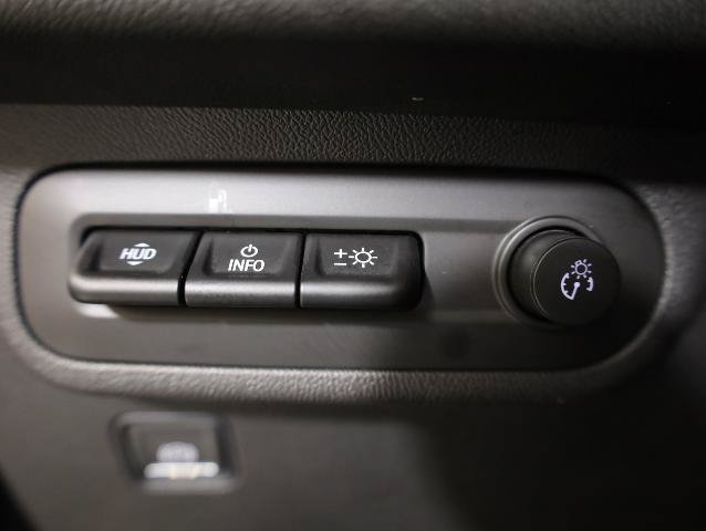 Used 2024 GMC Terrain Denali w/ Denali Premium Package AWD/4WD image 29