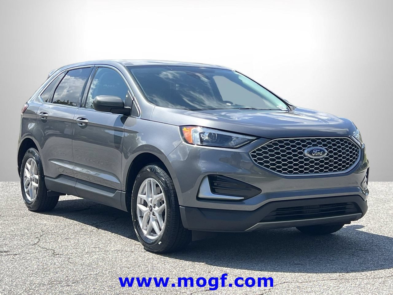 Certified 2024 Ford Edge SEL AWD/4WD image 4