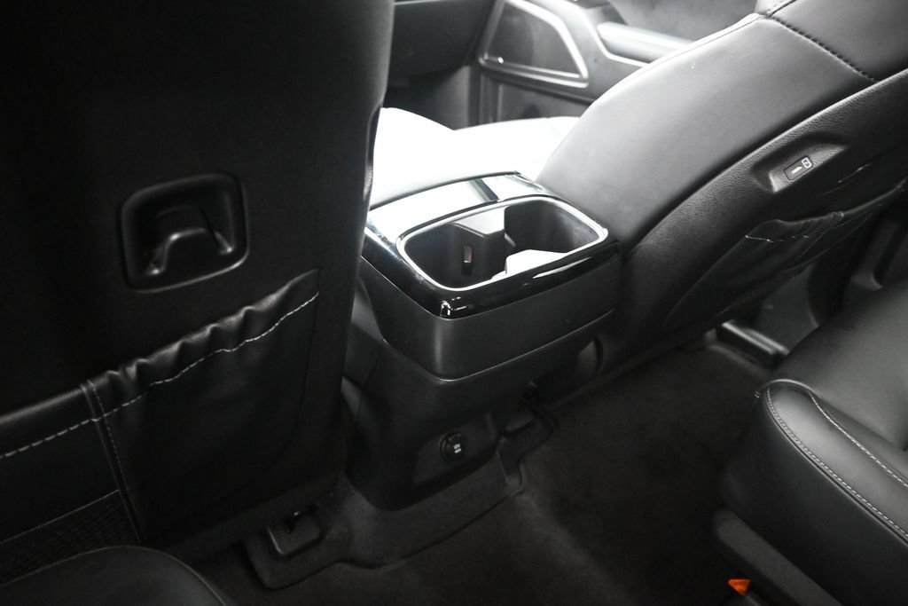 Used 2024 Kia Telluride S FWD image 25