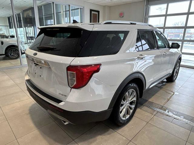 Certified 2021 Ford Explorer Limited w/ Equipment Group 301A image 3