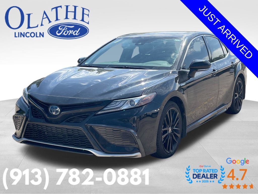 Used 2021 Toyota Camry XSE w/ Cold Weather Package FWD image 1