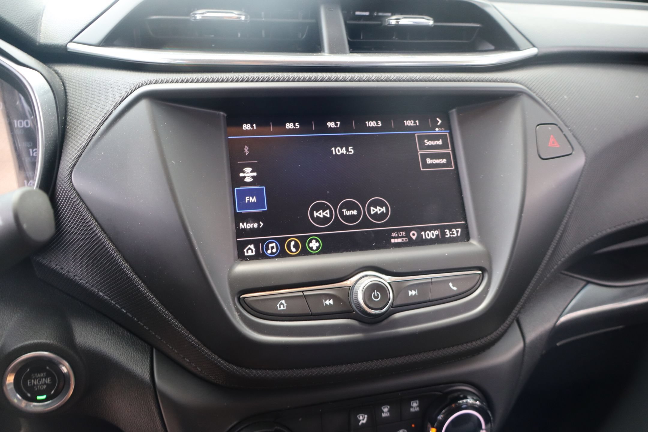 Used 2023 Chevrolet TrailBlazer LT FWD image 21