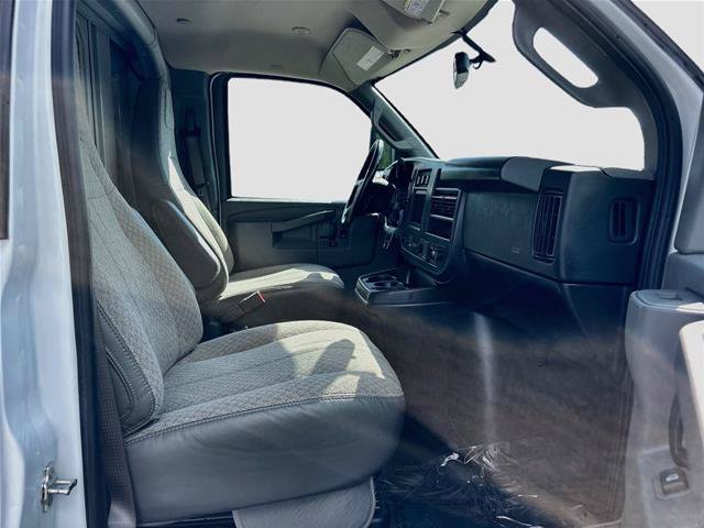 Used 2023 GMC Savana 3500 w/ Power Convenience Package RWD image 26