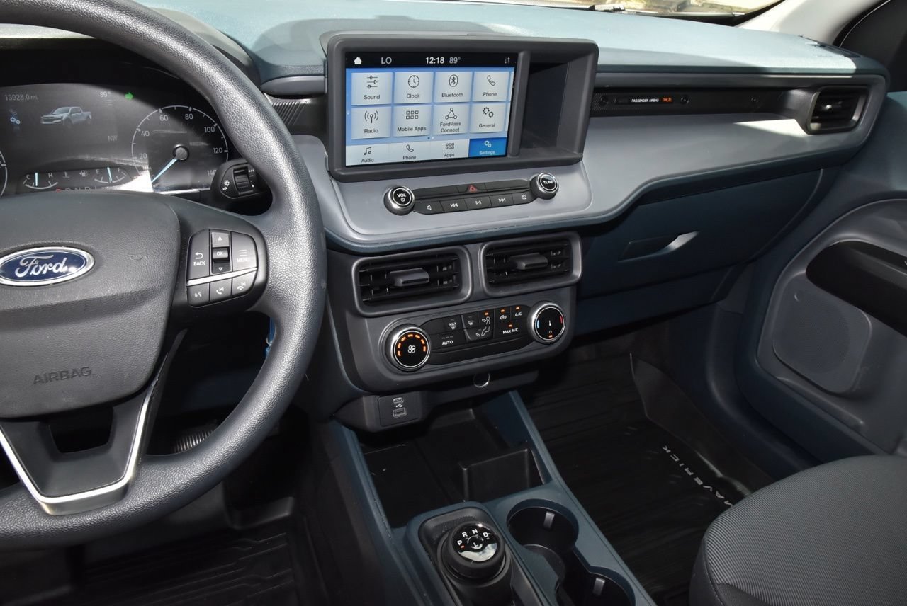 Certified 2024 Ford Maverick XL FWD image 25