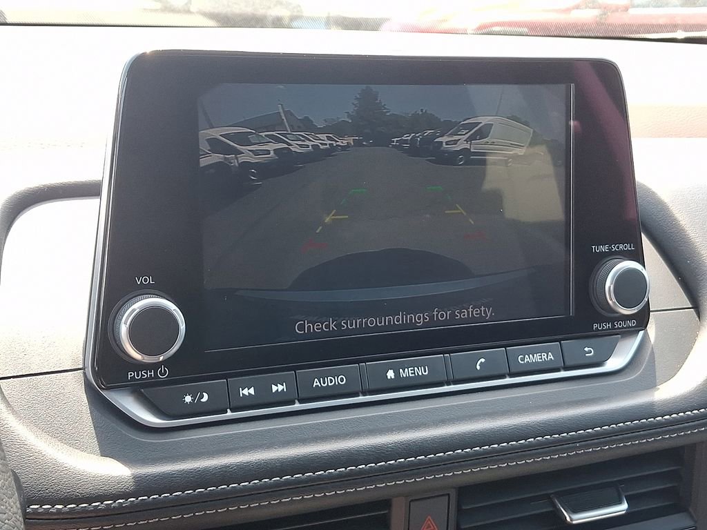 Used 2023 Nissan Rogue SV AWD/4WD image 18