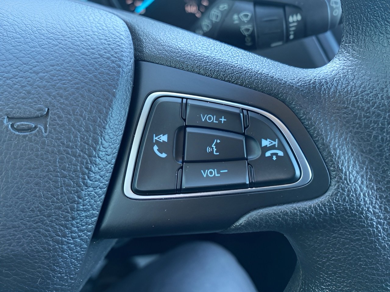 Certified 2019 Ford Escape SE image 16