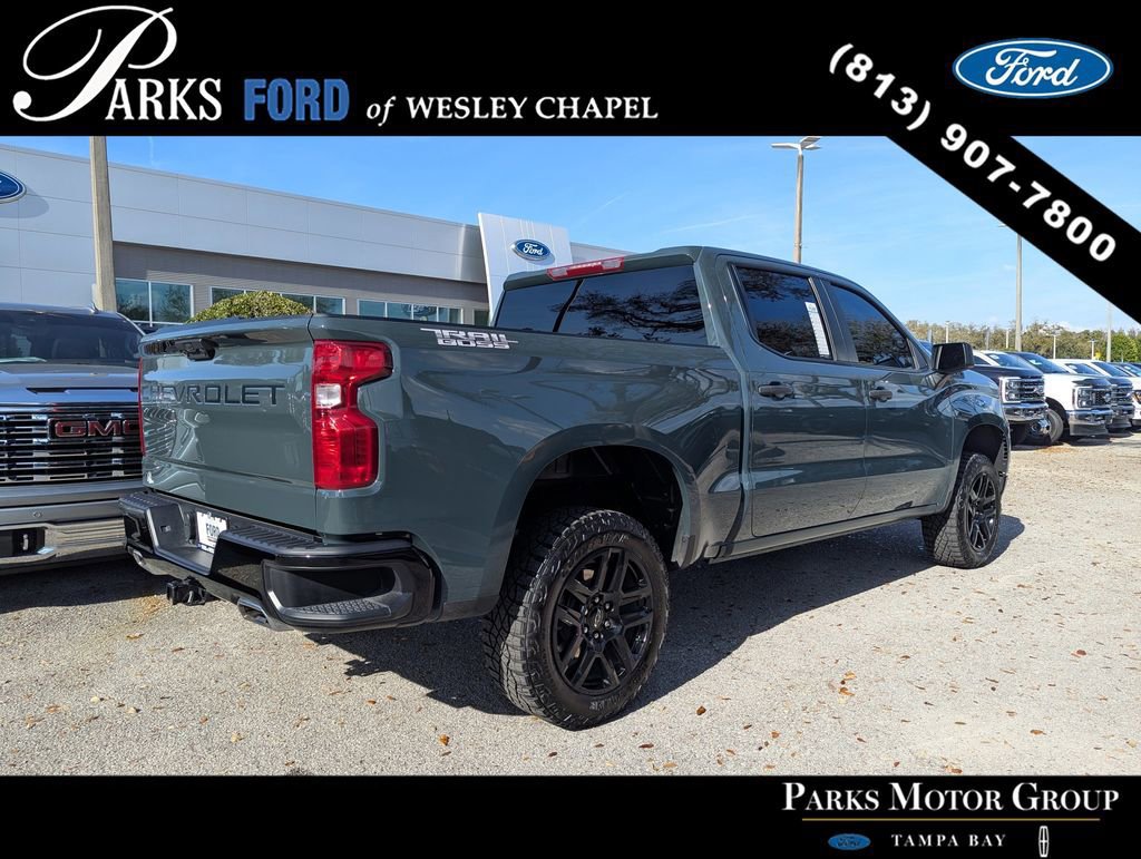 Used 2025 Chevrolet Silverado 1500 Custom Trail Boss w/ LPO, Dark Essentials Package image 3