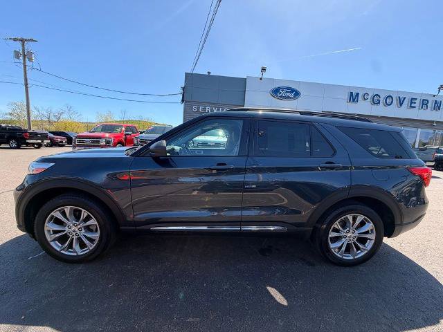 Certified 2023 Ford Explorer XLT w/ Equipment Group 202A AWD/4WD image 4