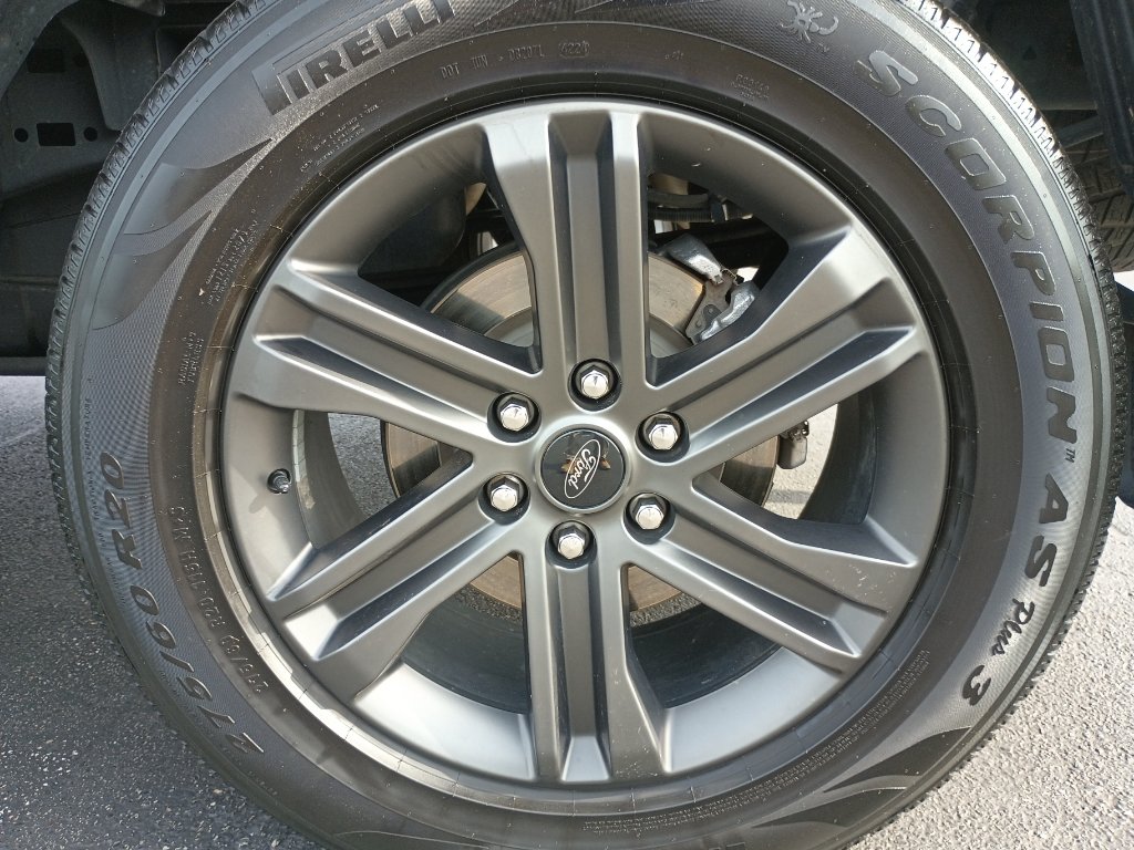 Certified 2022 Ford F150 Lariat AWD/4WD image 12