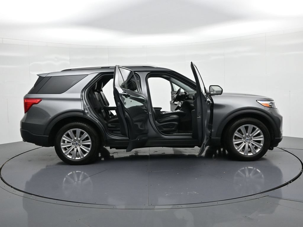 Certified 2023 Ford Explorer Limited w/ Equipment Group 301A AWD/4WD image 24
