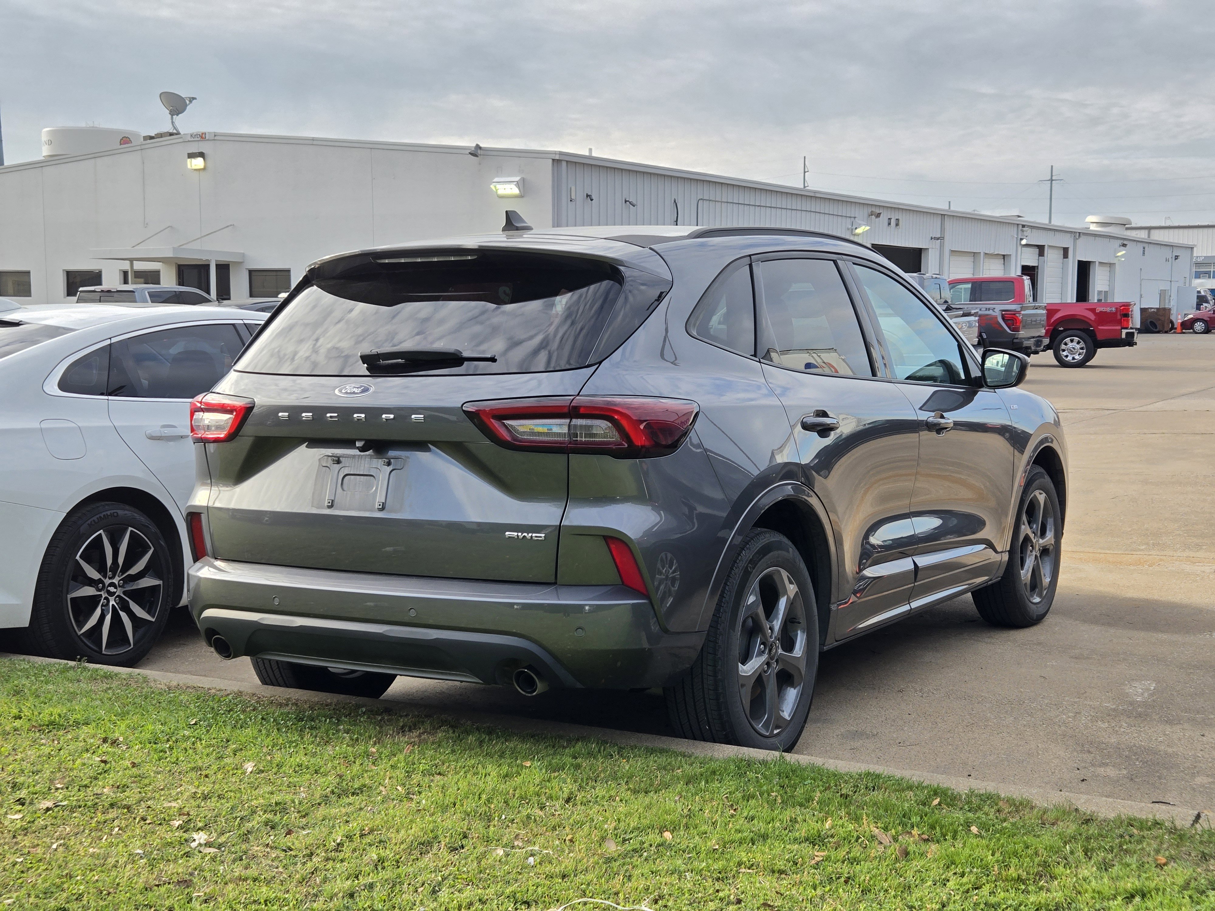 Certified 2023 Ford Escape ST-Line Select w/ Tech Pack #1 image 4