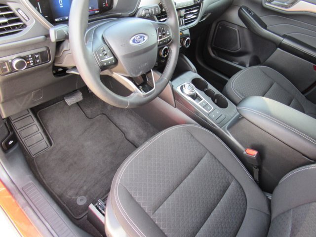 Certified 2024 Ford Escape Active FWD image 17